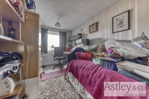 bed- click for photo gallery